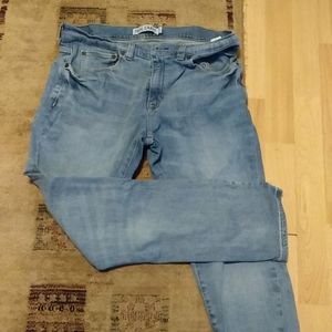 True Craft Jeans